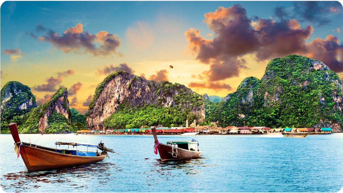 Discover the beauty of Phuket, a top-rated place to visit in Thailand for its beaches and islands.