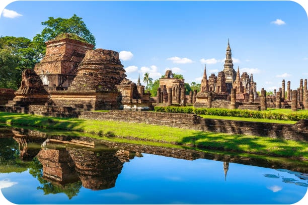 Exploring the historical city of Sukhothai, a popular tourist destination in Thailand.